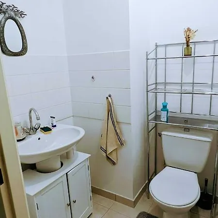Maison 2ch, 74m², équipée, Parking, Jardin *