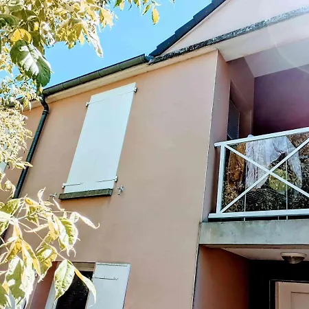 Maison 2ch, 74m², Equipee, Parking, Jardin * Saint-Julien-les-Villas