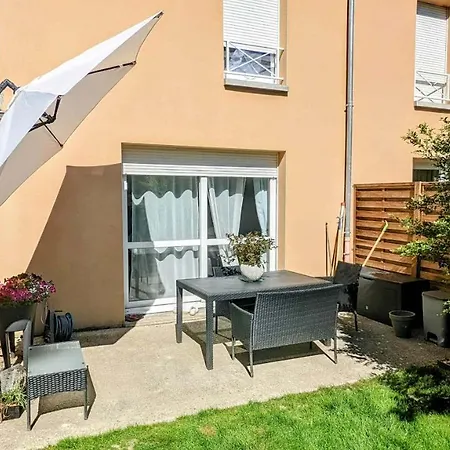 Maison 2ch, 74m², Equipee, Parking, Jardin Holiday home
