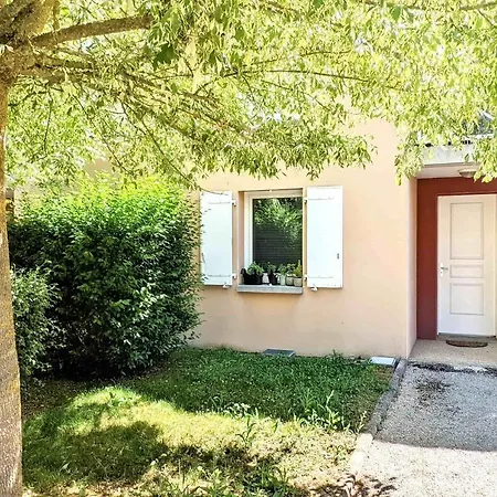 Maison 2ch, 74m², Equipee, Parking, Jardin * Saint-Julien-les-Villas